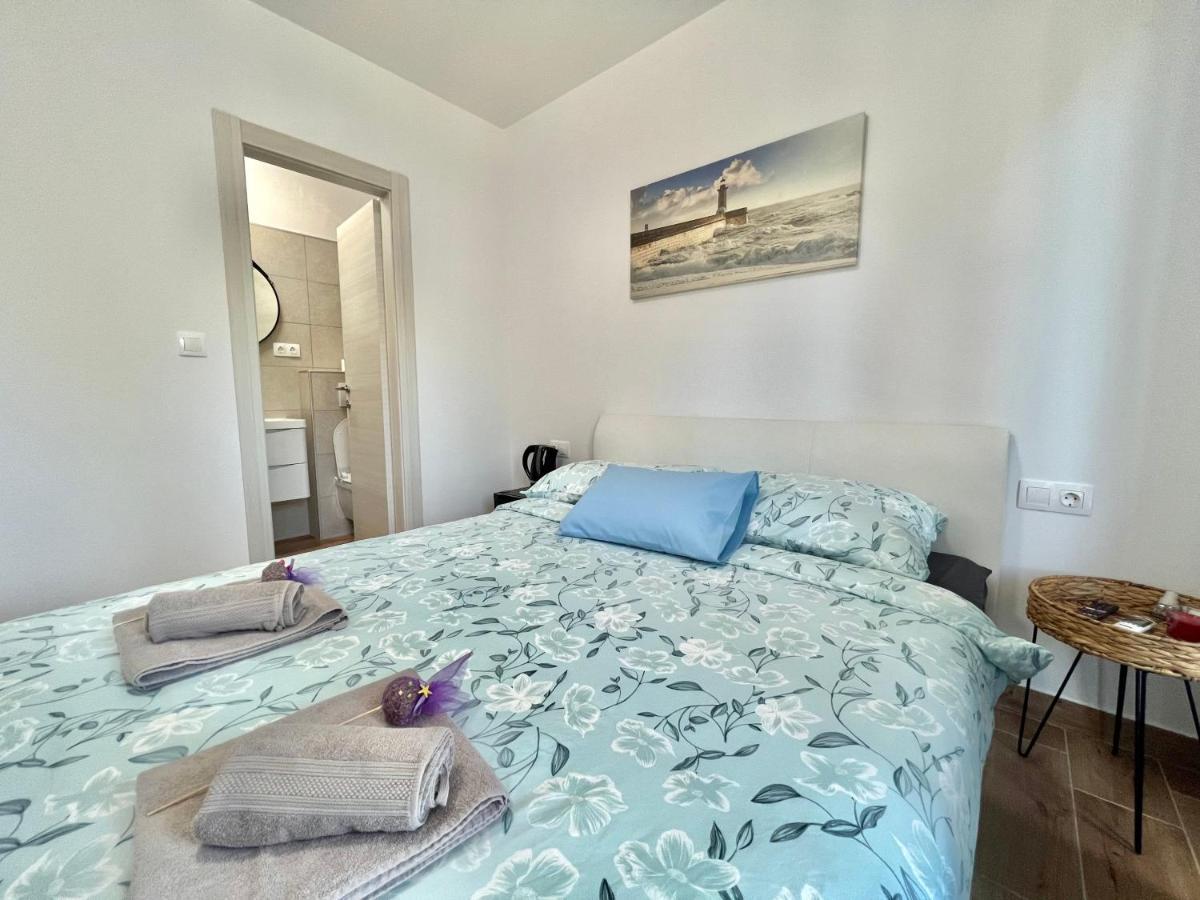 Fantasia Del Mare Apartment And Rooms Dramalj Eksteriør billede