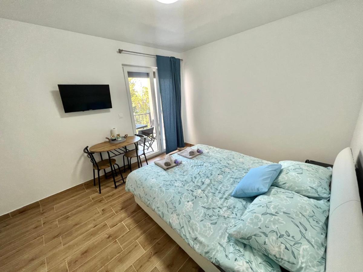Fantasia Del Mare Apartment And Rooms Dramalj Eksteriør billede